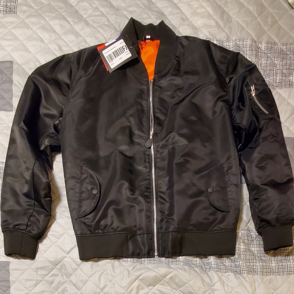 Brand new FJ Bomber Jacket,Men L